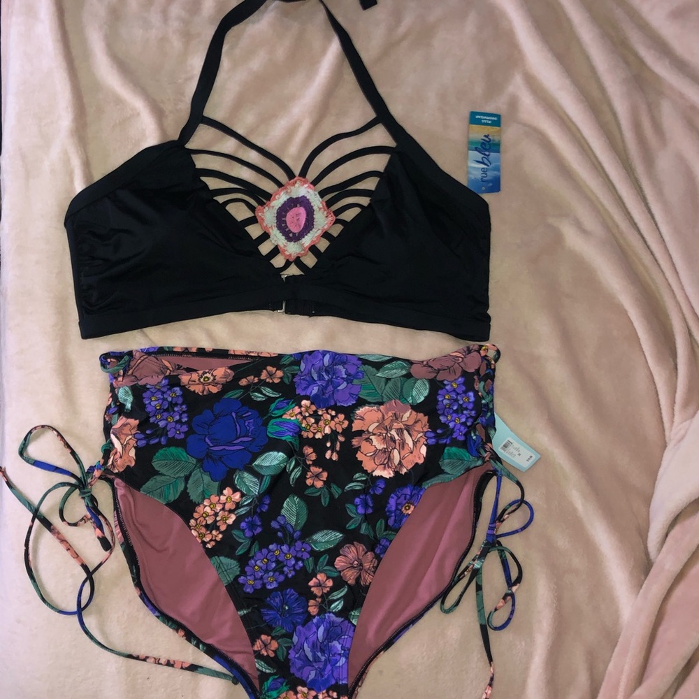 2 piece bathing suit (3x)